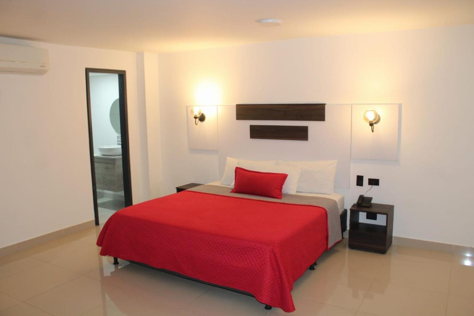 Hotel Ofix Medellín Kültér fotó