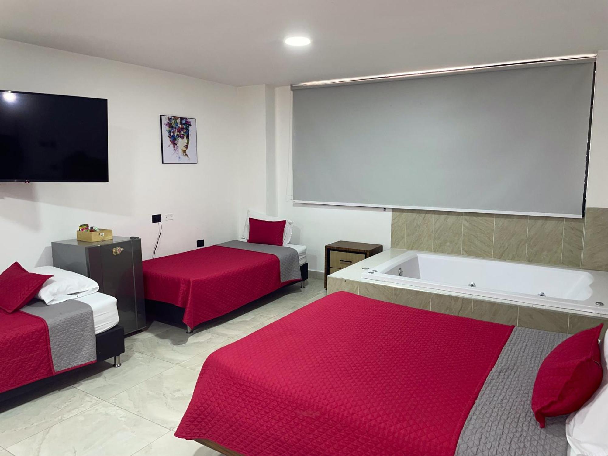 Hotel Ofix Medellín Kültér fotó