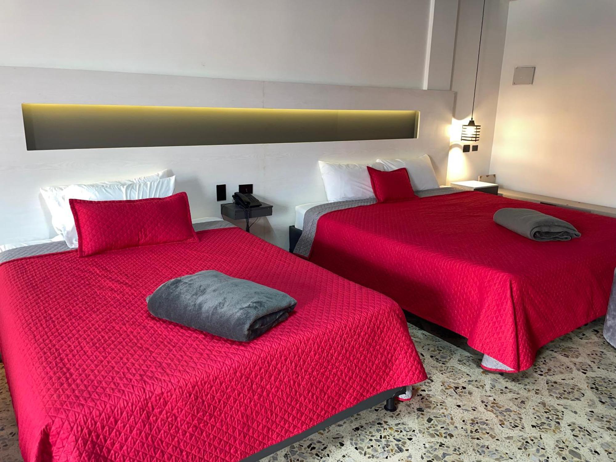 Hotel Ofix Medellín Kültér fotó