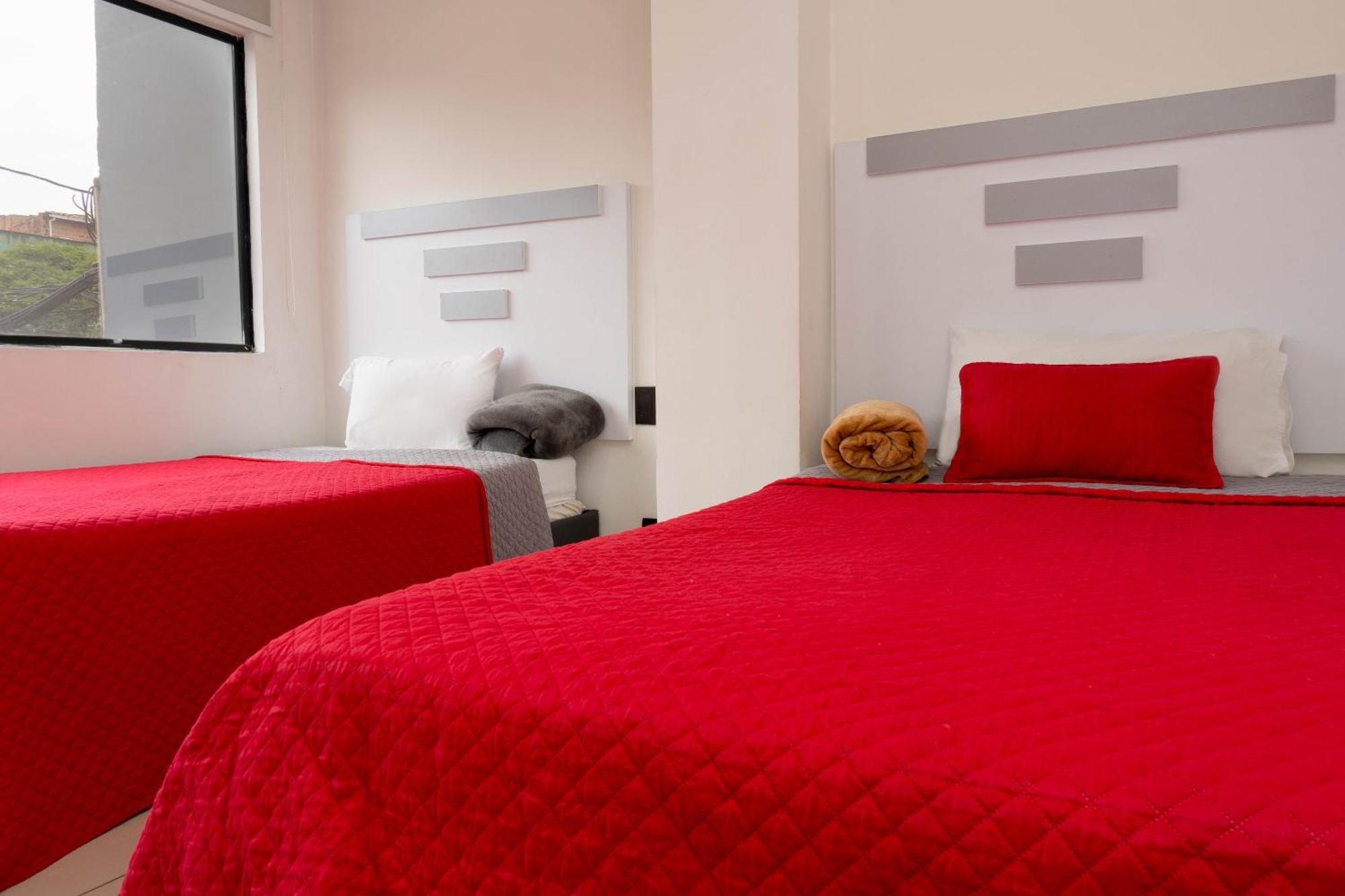 Hotel Ofix Medellín Kültér fotó