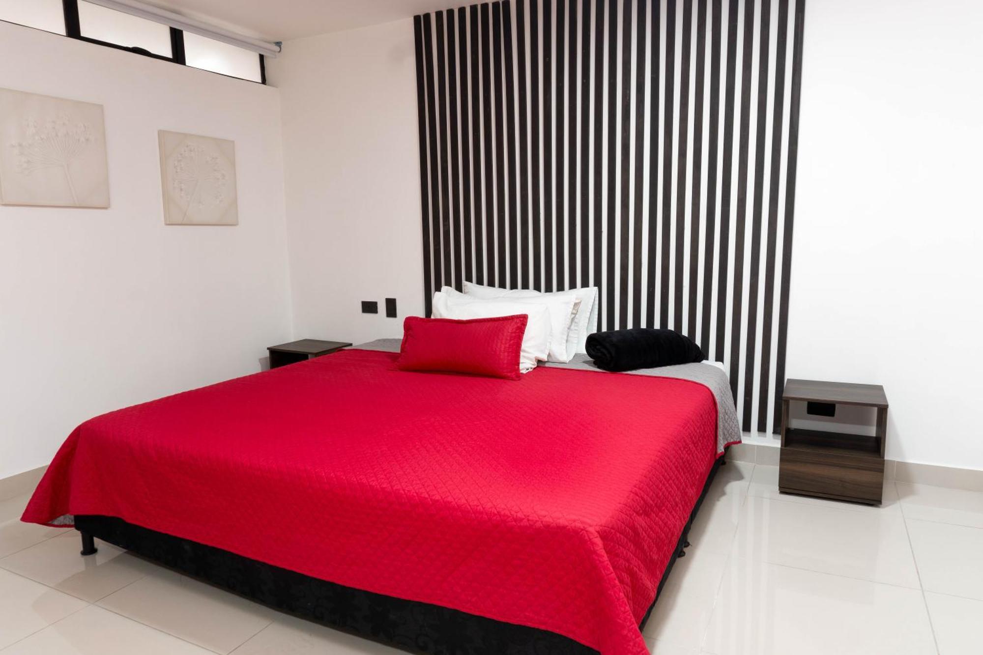 Hotel Ofix Medellín Kültér fotó